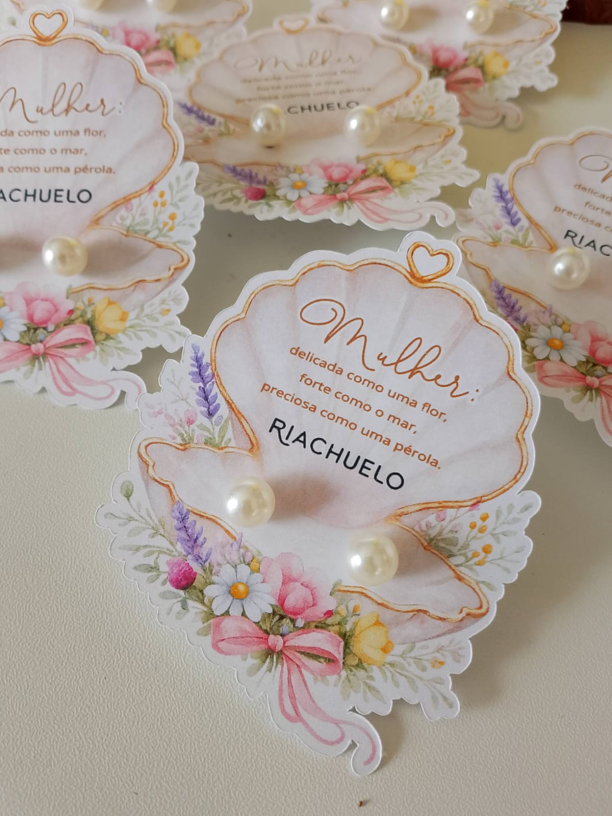 CARD COM BRINCO DE PÉROLAS